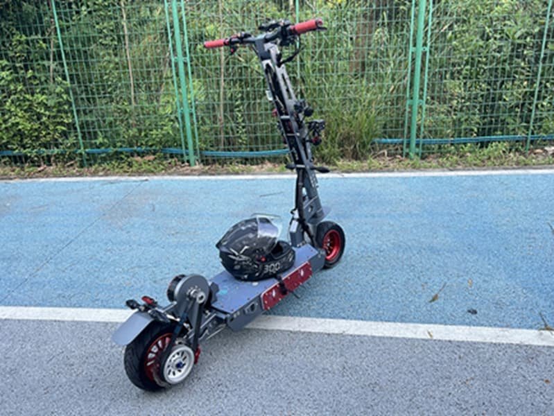 3 wheel electric cargo scooter