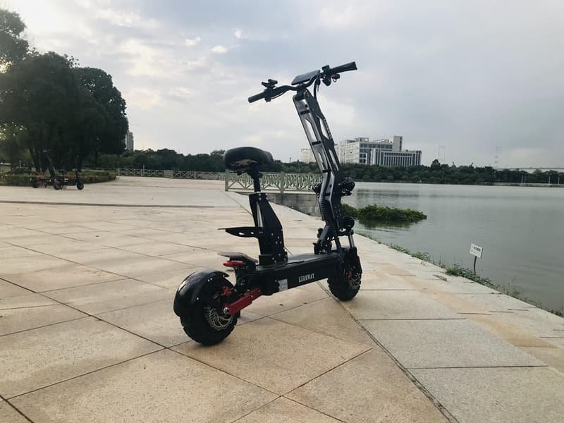 700 watt electric scooter