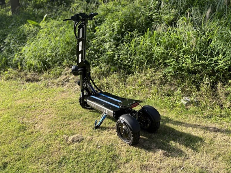 aprilia electric scooter for wheels