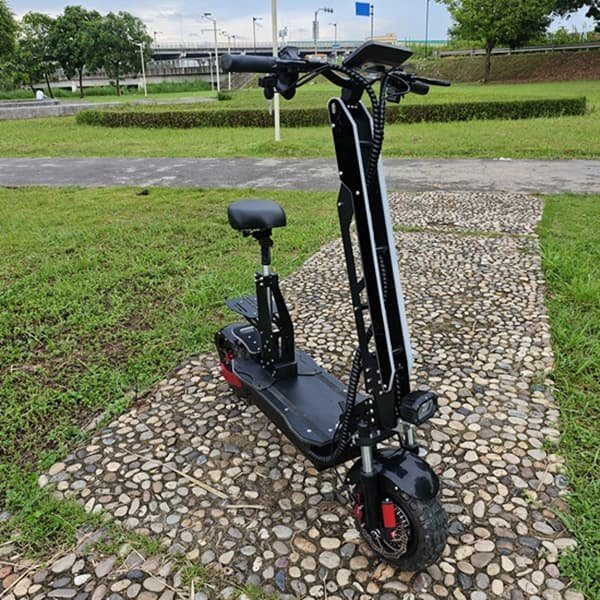 electric scooters aero
