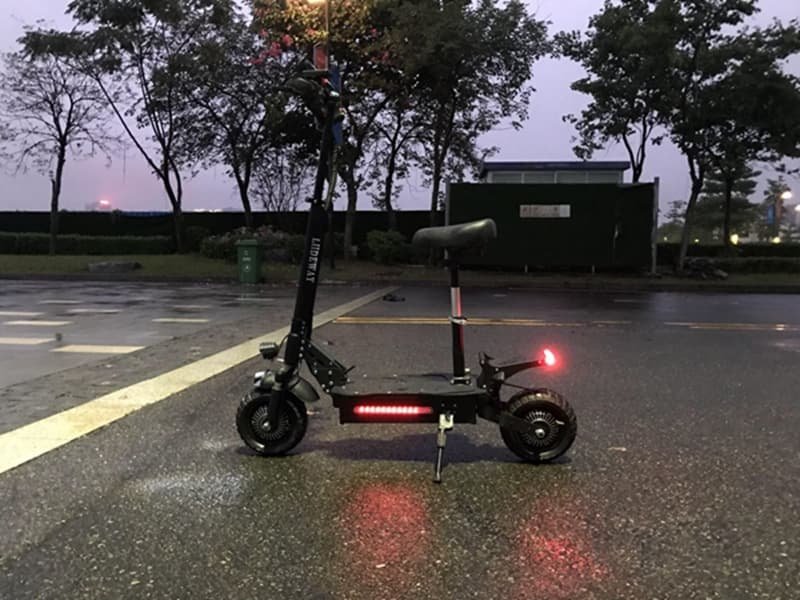 foldable electric trike scooter