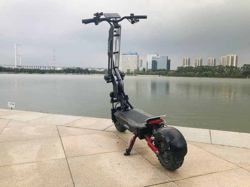 kids electric drifting scooter