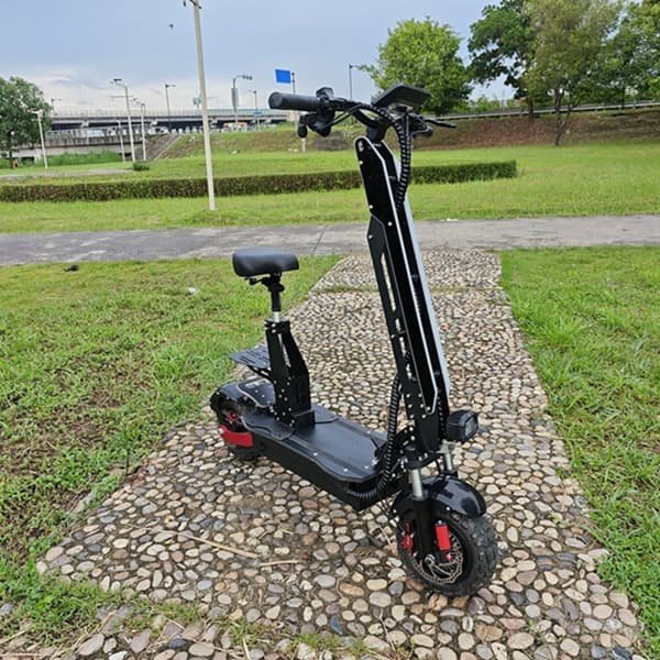 lux electric scooter